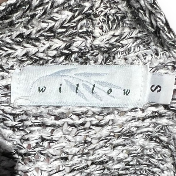 🌻Willow Black & White Heathered Heavy Weight Knit Sweater Size Small - Picture 6 of 8